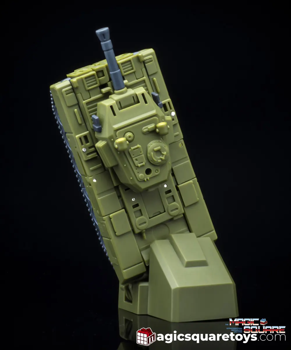 Magic Square Toys MS-B51 Heavy Gunner, Transformers Brawl homage, first member of Bruticus homage.