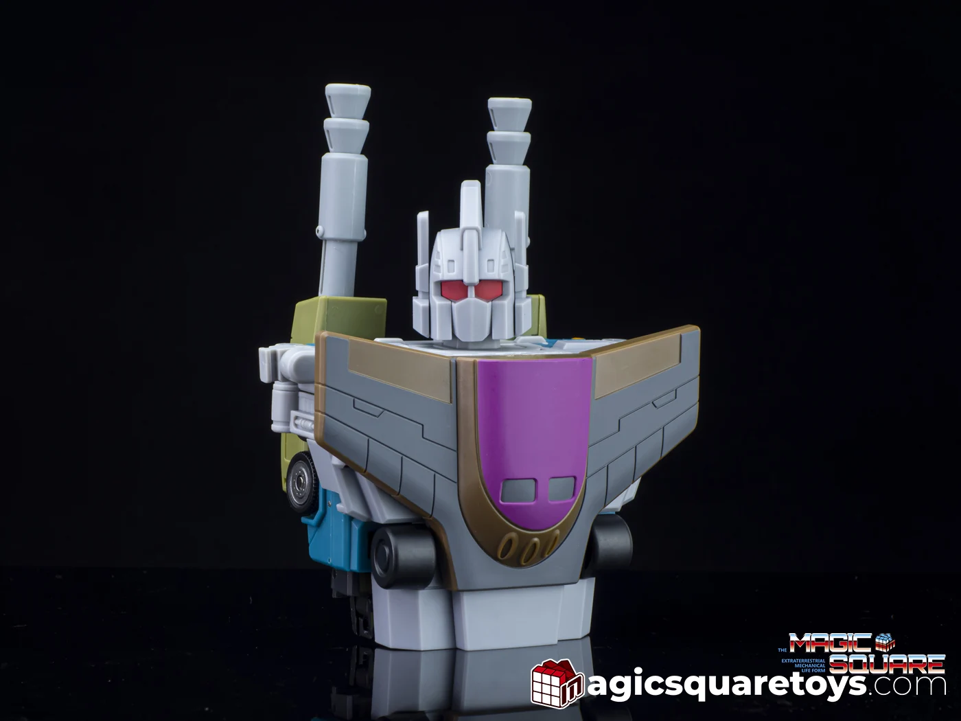 Magic Square Toys MS-B54 Tornado, Transformers Vortex homage, 4th member of the Bruticus homage.